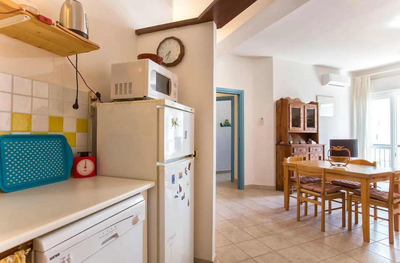 Apartment Al Piazzale Appartamento Fronte Porto Alghero Italy